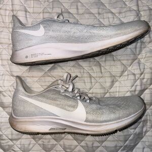Nike‎ Zoom Pegasus 35 White Gray Running Shoes Women's 8.5 Lightweight Sneakers